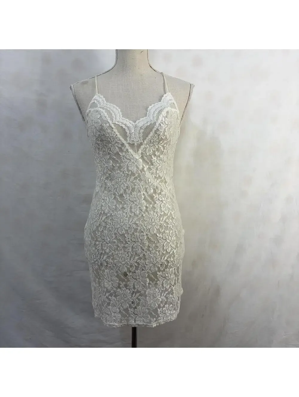 Lace front cream nylon lingerie vintage 1970s